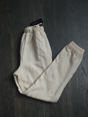 Allure Luxe Women's Small Cream Fleece Jogger Pant